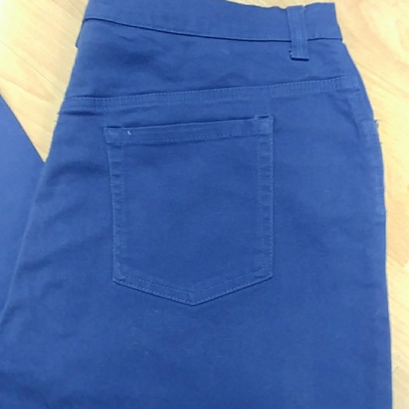 Gloria Vanderbilt Amanda Jeans - Picture 5 of 7